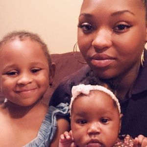 Meet your Posher, Monique